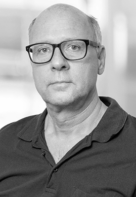 Plastic surgeon Bo Jønsson