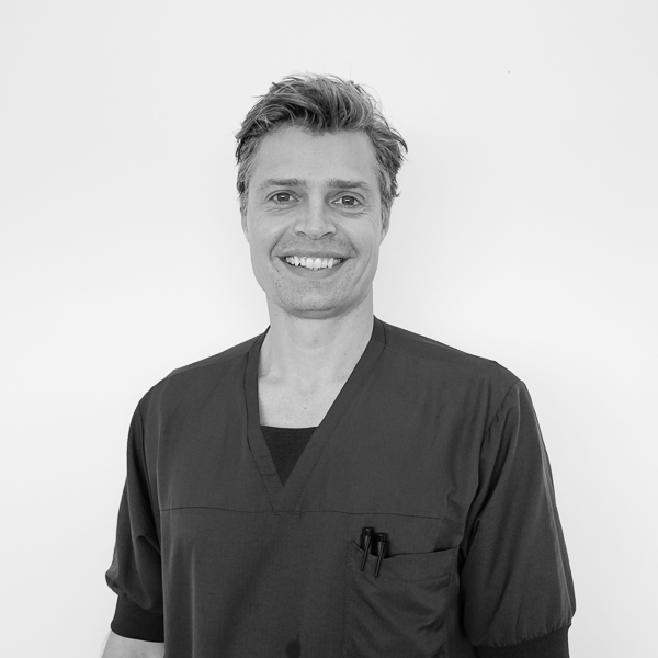 Portræt af plastikkirurg Niels Hammer-Hansen.